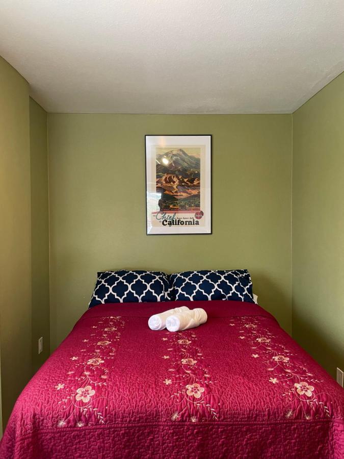Private Room In Los Angeles With Wifi, Tv, And View Of Hollywood Sign & Shared Kitchen Eksteriør bilde